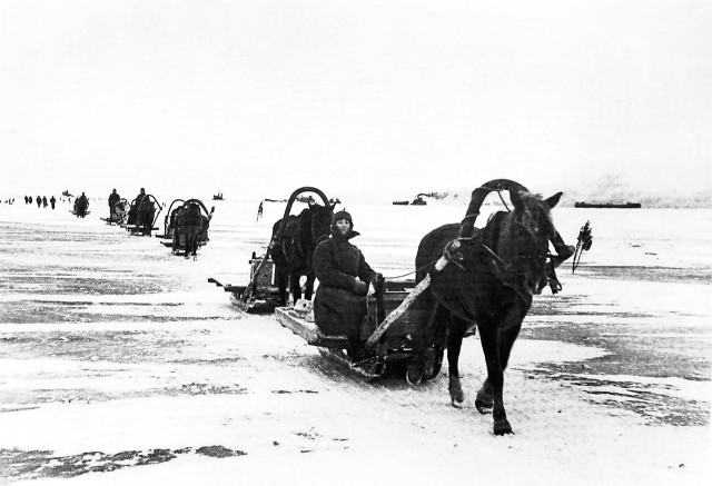 Лица Советской эпохи: Люди во время
