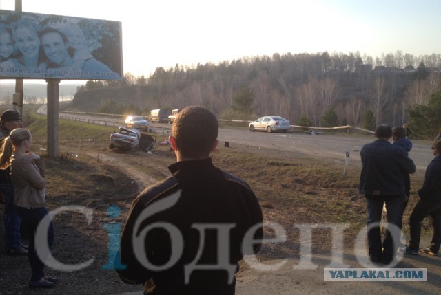 В Кемерове в ДТП с участием экс-главы областного ГИБДД погибло три человека