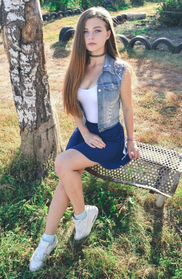 Девушки на улицах