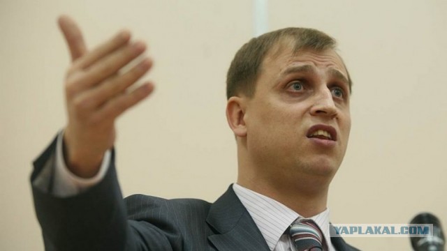 Бюджетникам запретят работать по совместительству