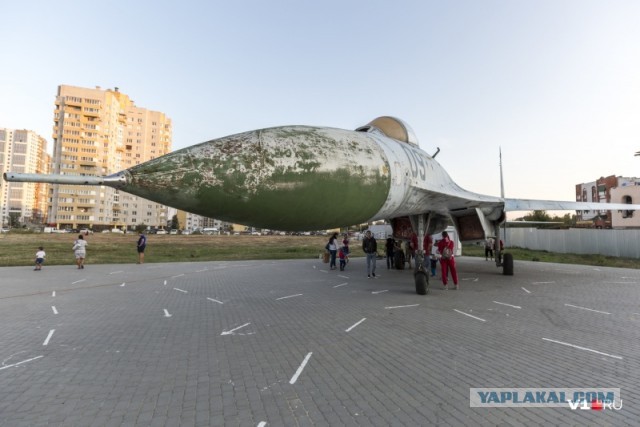 Заброшенные самолёты и аэропорты