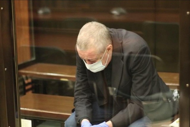 Мосгорсуд смягчил приговор Ефремову до 7 лет 5 месяцев общего режима