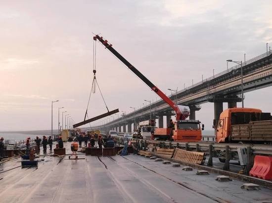 Строители установили все пролеты автодорожной части Крымского моста