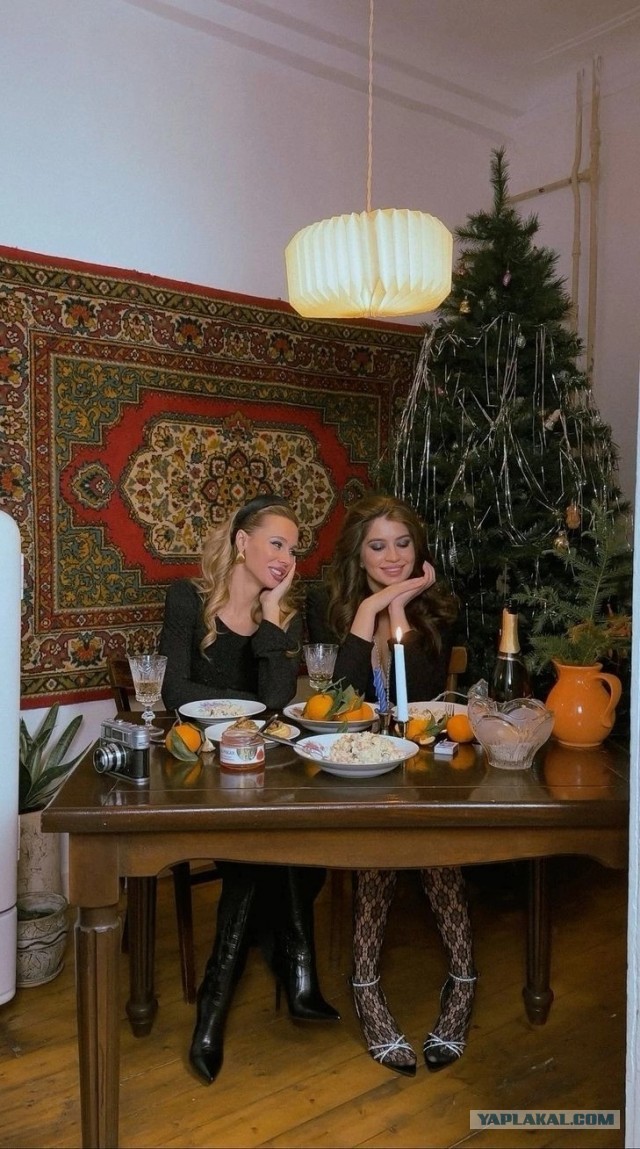 Девчата из 90-х и 2000-х (03.12.2024)