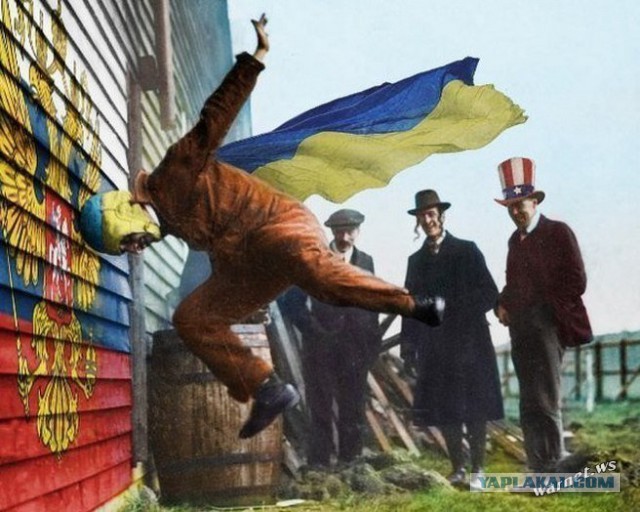 Мариуполь слегка окружают?