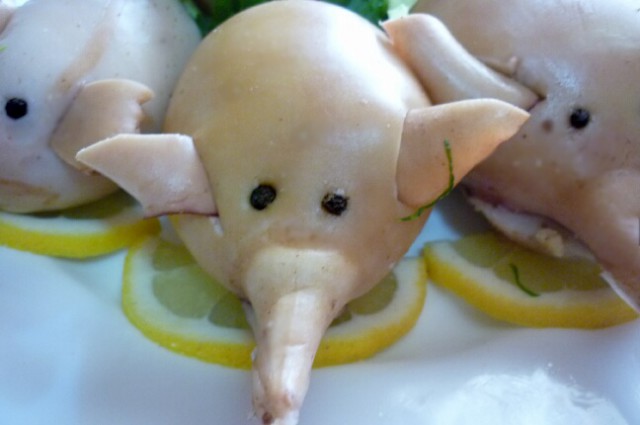 Кальмар фаршированный