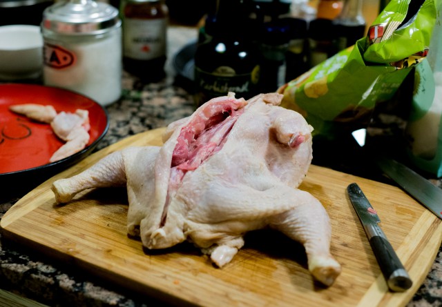 Куриная тушка (рулет) лишенная скелета (poulet désossé)  