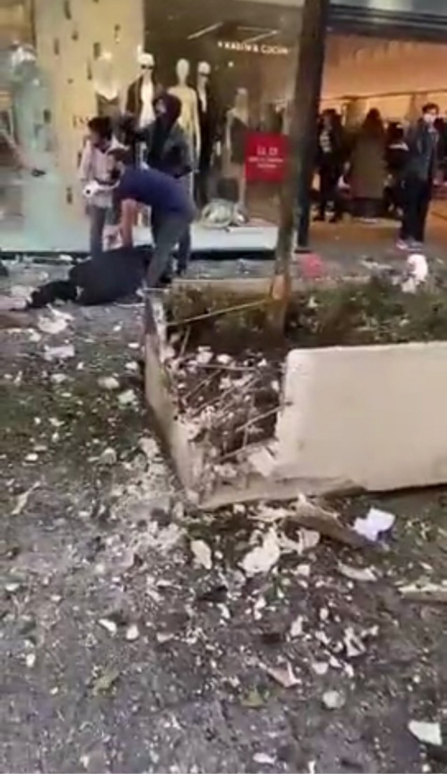 В Стамбуле взрыв прогремел на пешеходной туристической улице Истикляль