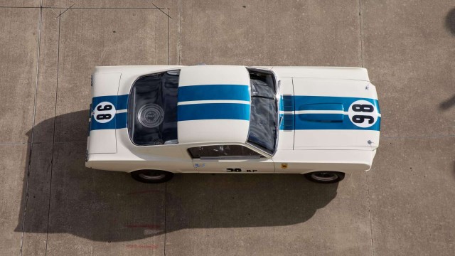 60 лет Shelby Mustang. Красивых автофото пост к юбилею