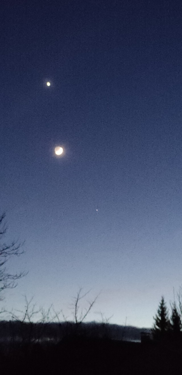 Венера - Месяц - Сатурн