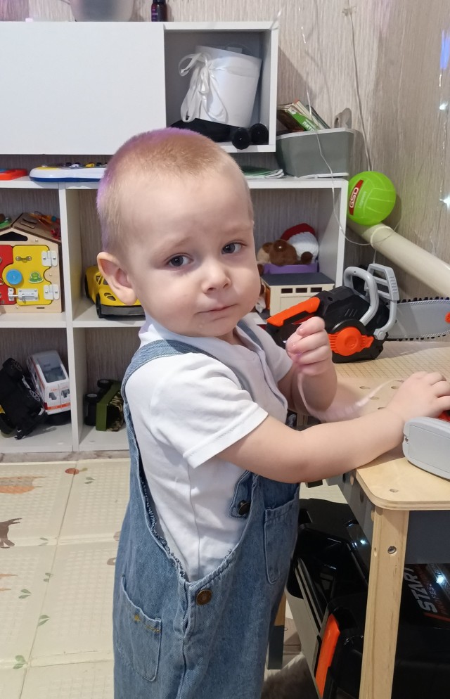 «Мы свое вырастили»: почему все больше пенсионеров отказываются сидеть с внуками и как это разрушает традиционную семью