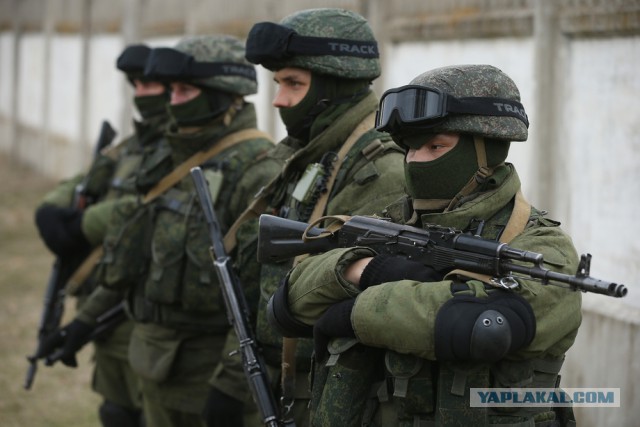 Российских войск в Крыму нет. ТОЧКА.