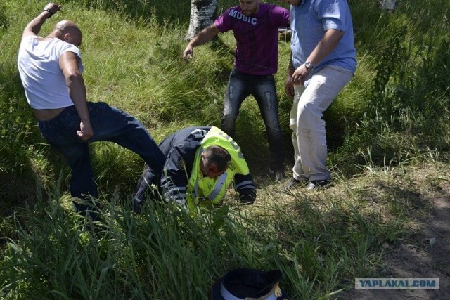 Наша служба и опасна и трудна