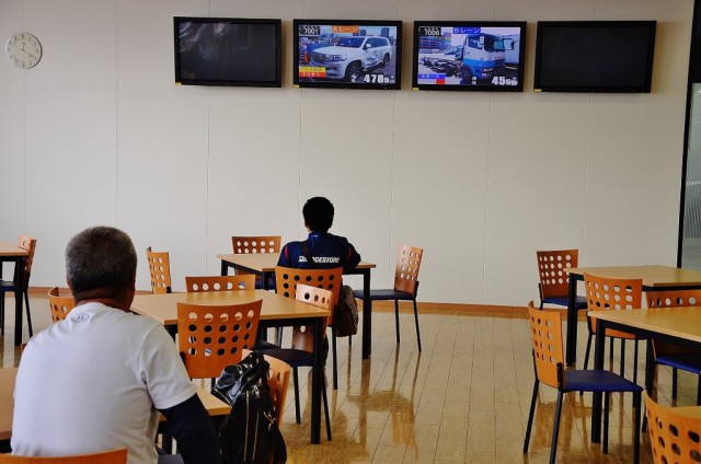 Как покупают подержанные автомобили в Японии