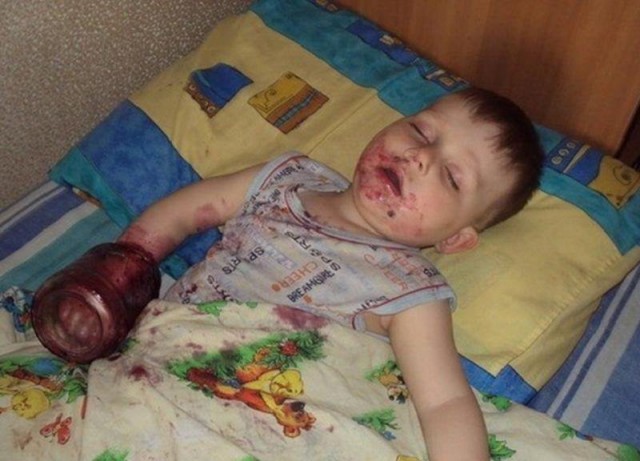 Ребёнок подозрительно затих - это сигнал!
