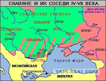 Власти РФ закрывают последний центр по изучению древней русской культуры
