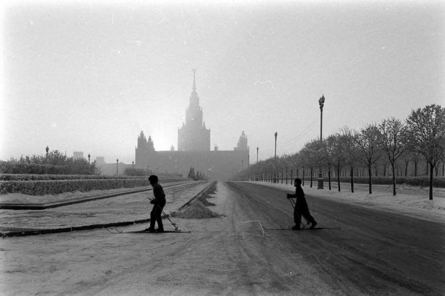 Когда айфонов не было, а снег был, Москва.