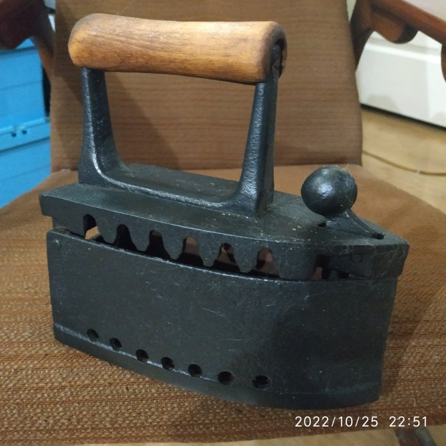 Достался раритет