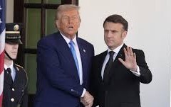 Макрон выступает за возобновление диалога по Украине с Путиным.