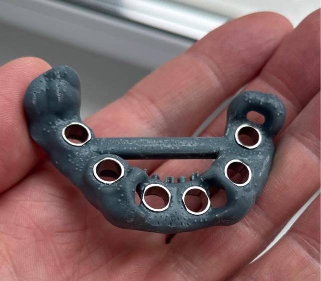 Ищу знатоков 3D моделирования и реверсиденеринга.