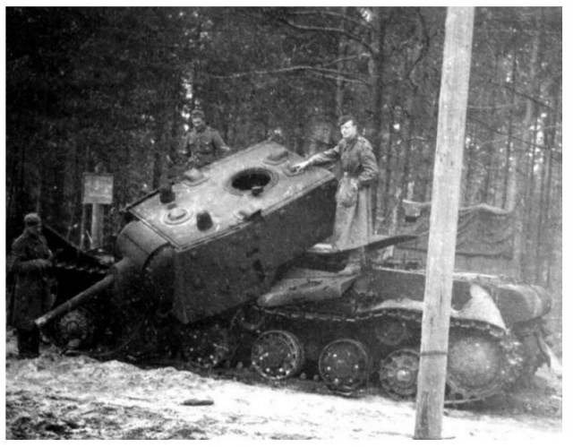 Последний бой танкиста Паливоды, Без боеприпасов и без единого шанса на прорыв, но с огромным мужеством и отвагой…1941 год