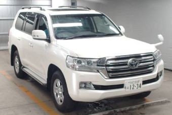 Японцы подсчитали, сколько подержанных автомобилей ушло в Россию в 2022 году