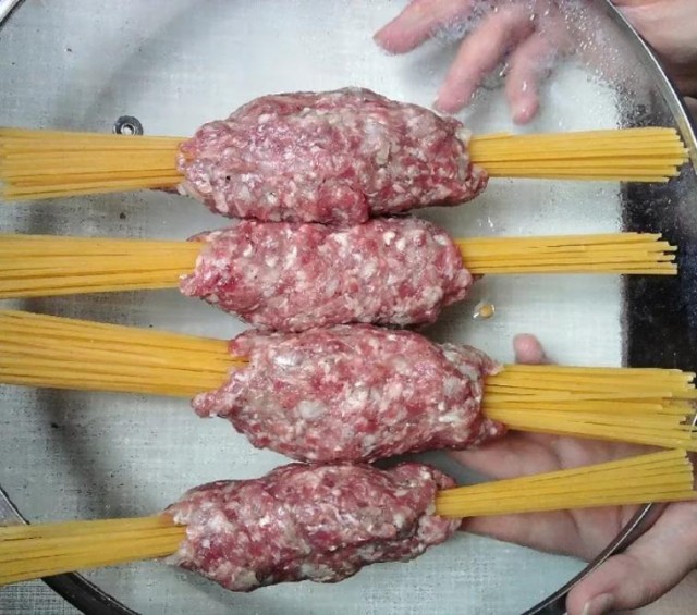 Наверное вкусно? Спагеттированный фарш