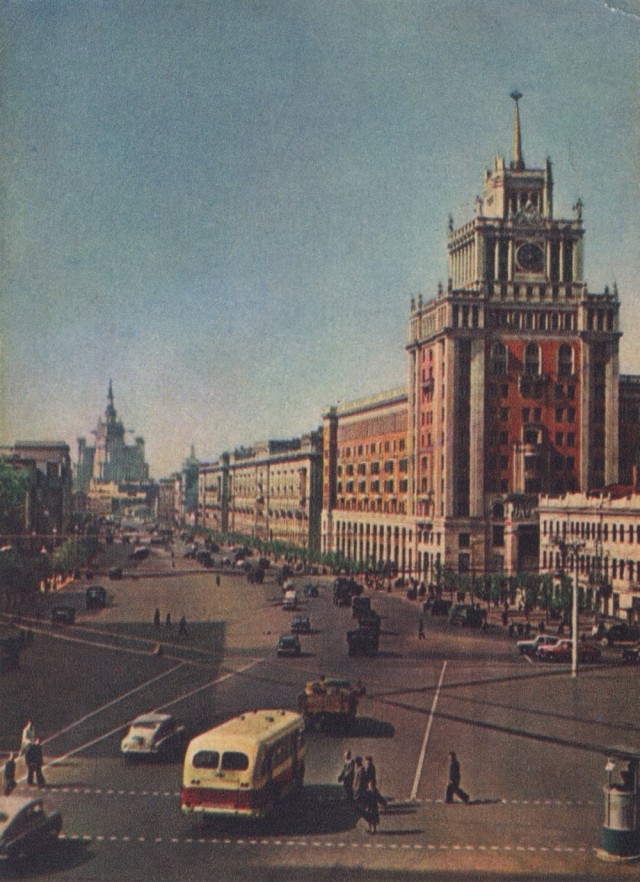 Москва и москвичи. Двадцатый век. 03.12.24