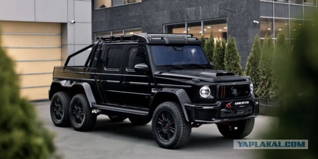 Начались торги за шестиколесный «Гелендваген», который оценили в 160 млн рублей