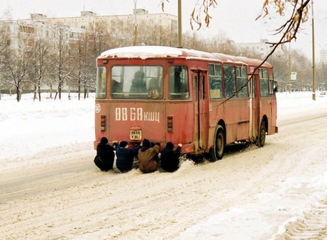 Не плачь, это ностальгия в глаз попала!