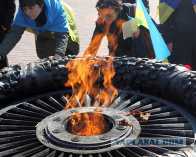 Пресс-секретарь одесского УДАРа сожгла на Вечном