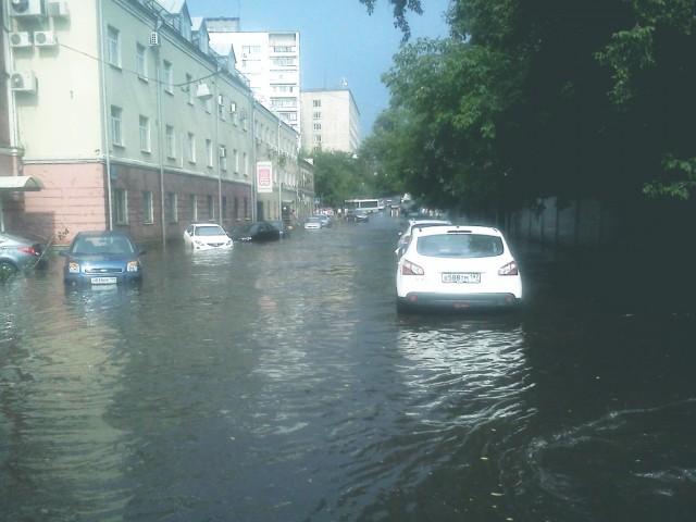 Москва после получасового дождя