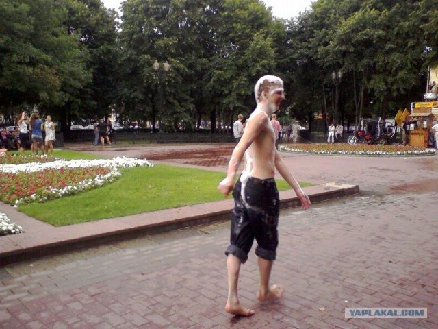 Водные процедуры у Кремля.