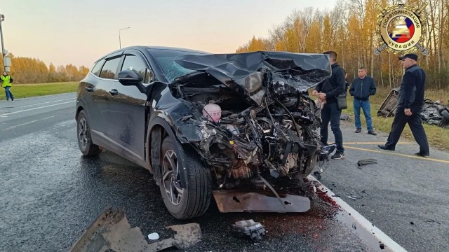 Аydi A6  снесла 2 автомобиля, погибли 4 человека.