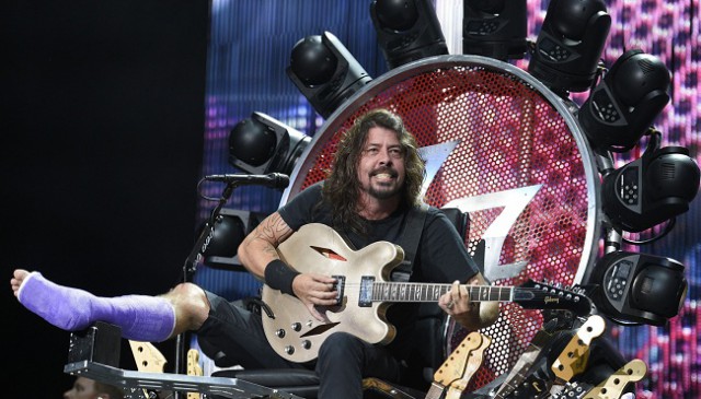 Первое выступление Эксла Роуза в качестве солиста AC/DC