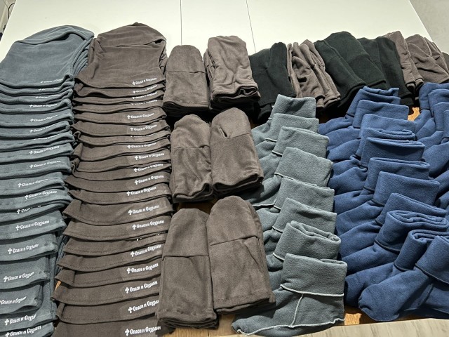 Швеи  Александровска сшили тёплую одежду для участников СВО