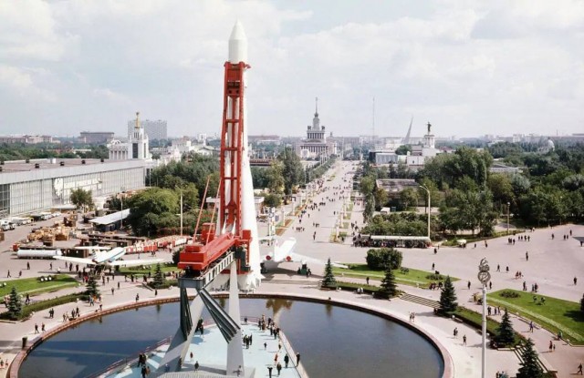 Москва и москвичи. Двадцатый век. 25.08.24