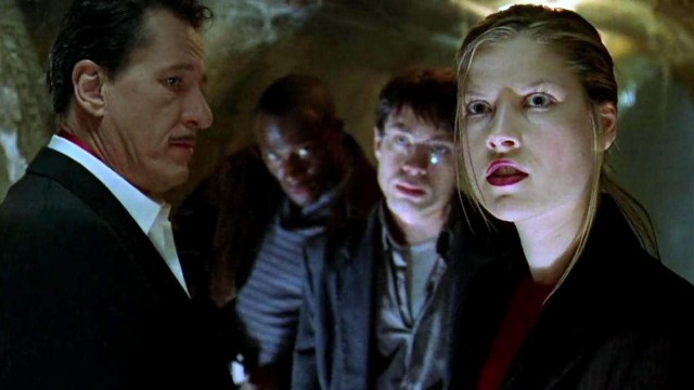 VHS ностальгия: 10 случайных фильмов на выходные