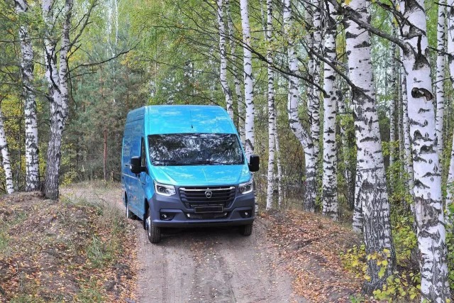 Какие новинки российский автопром покажет осенью 2025 года