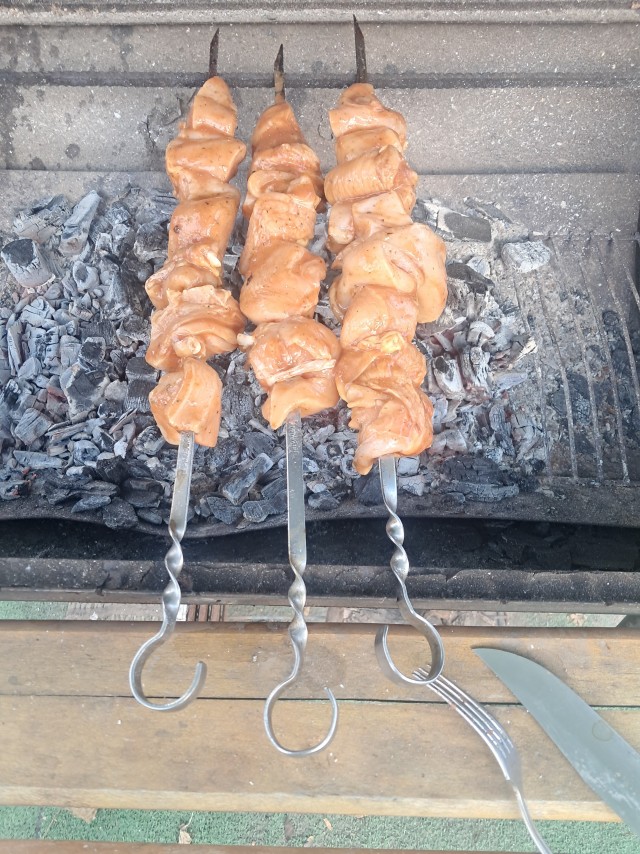 В день отца доця попросила мяска приготовить.