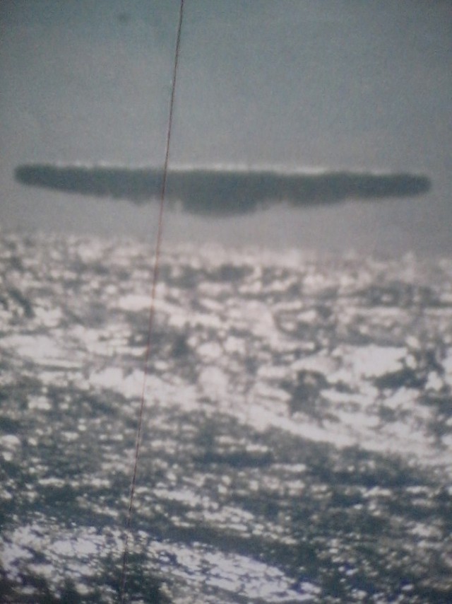 Секретные снимки американского флота с НЛО