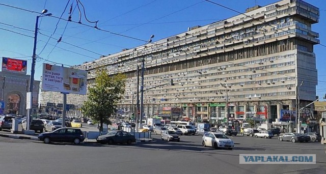 Брутальные колоссы: топ-15 самых жутких шедевров архитектуры