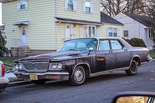 Старые автомобили на улицах Нью-Йорка - 23