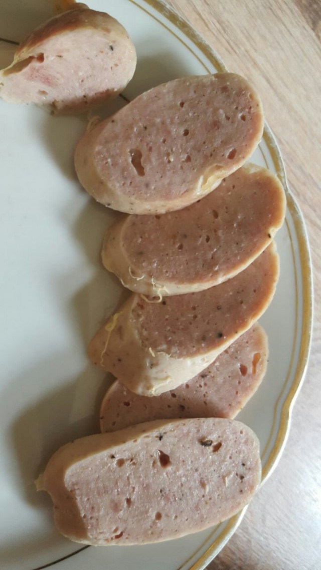 "Краковская" и "сервелат" в домашних условиях