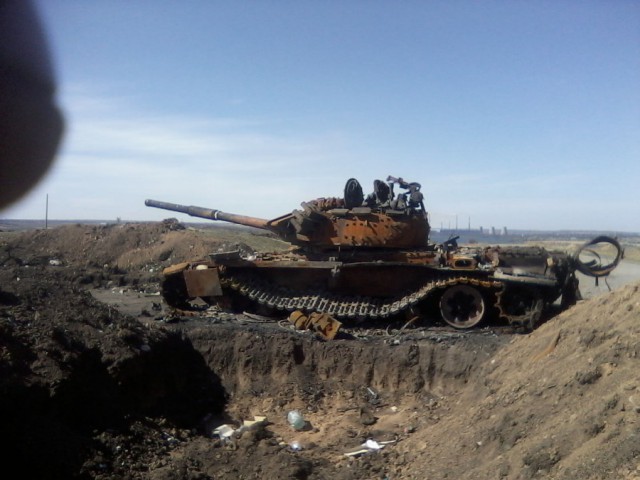 Бронетанковый апокалипсис. Подбитые танки вооружённых сил Новороссии