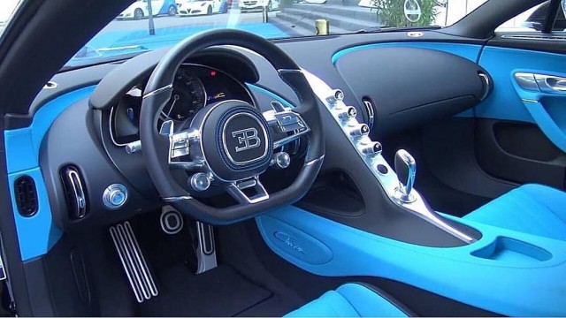 О сенсорных экранах в авто