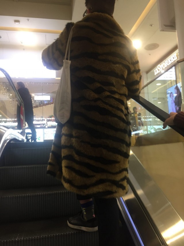 Свежие модники из метрополитена