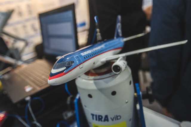 Для возобновления выпуска самолета Ту-214 необходимо заменить 45 подсистем