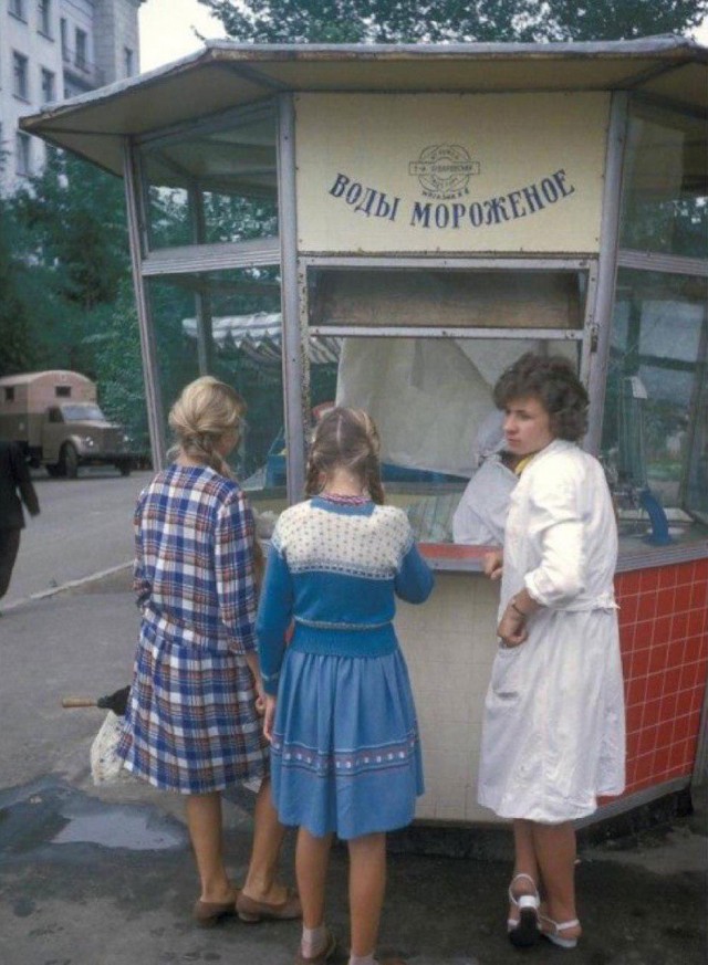 Повседневная жизнь Москвы 1950-х годов