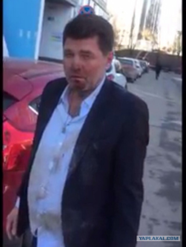 Обдолбанный, типо спецназовец ГРУ